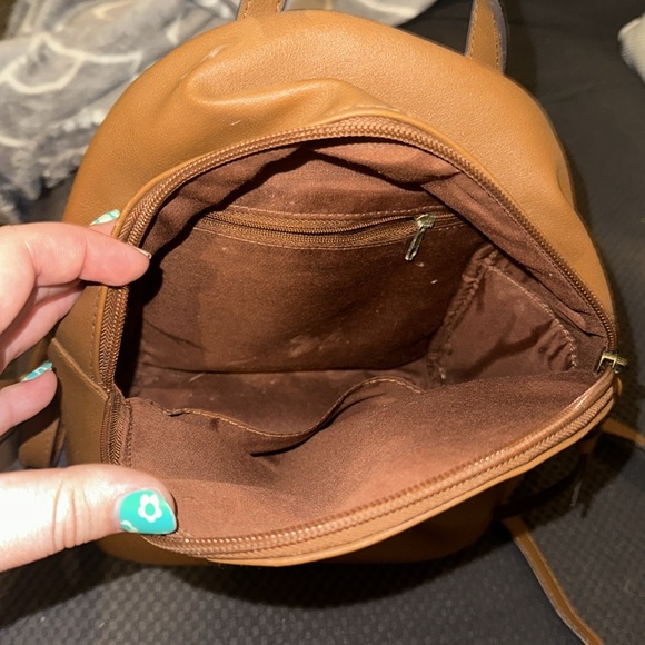 Small sloth backpack - Picture 3 of 3